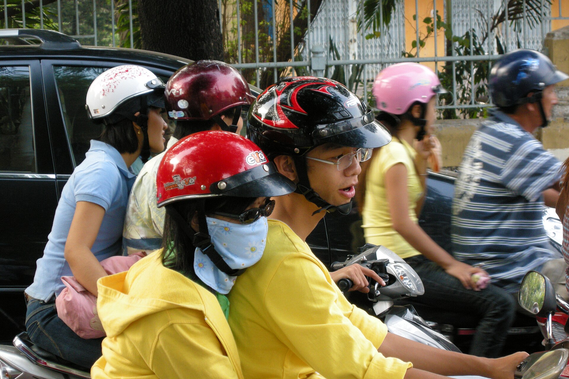 Scooters en circulation dans Hô Chi Minh-Ville
